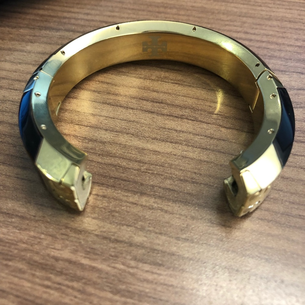 Tory Burch Alta Fitbit Cover